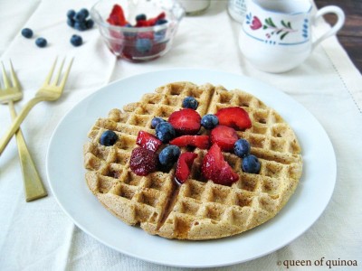 Banana-Quinoa-Waffles_Queen-of-Quinoa