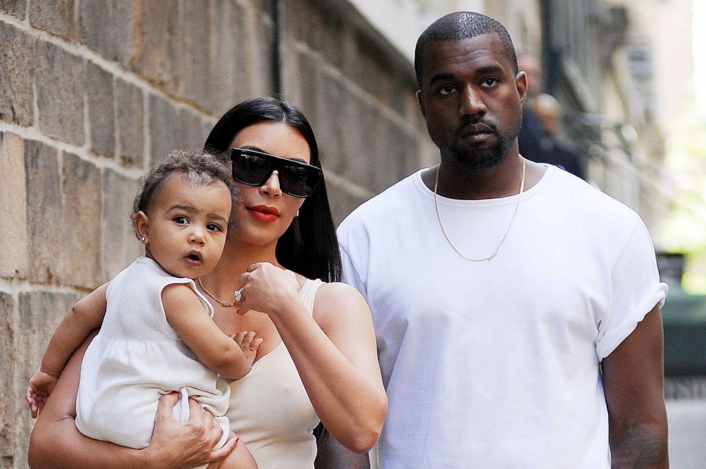 Kim-Kardashian-and-Kanye-West-with-Daughter-North-West