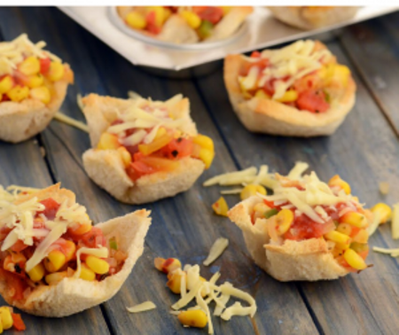 bread tartlets with corn