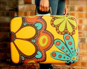 label-luggage-with-puffy-paint_kidsstoppress